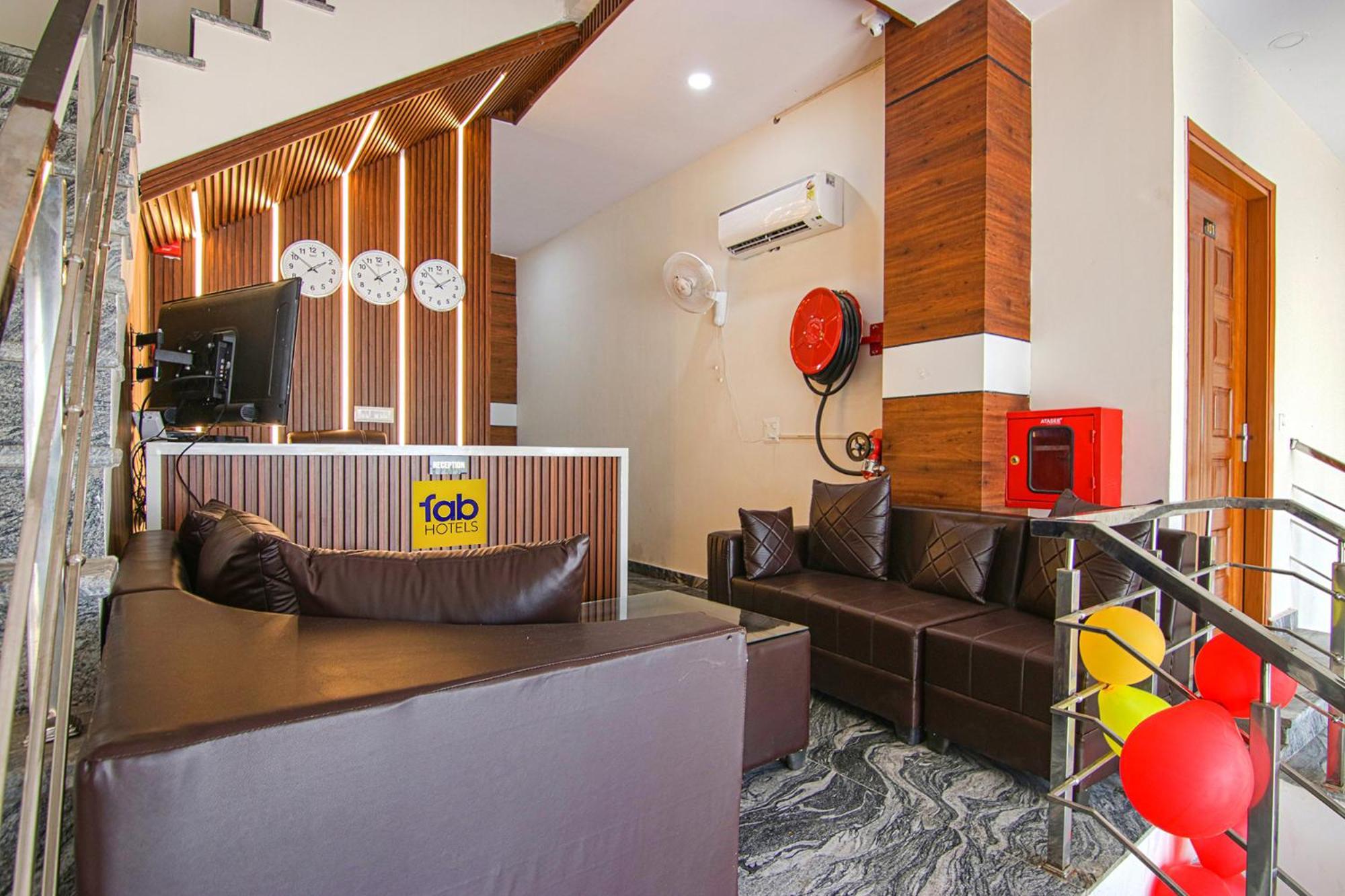Fabhotel Hc South Crown Mohali Bagian luar foto