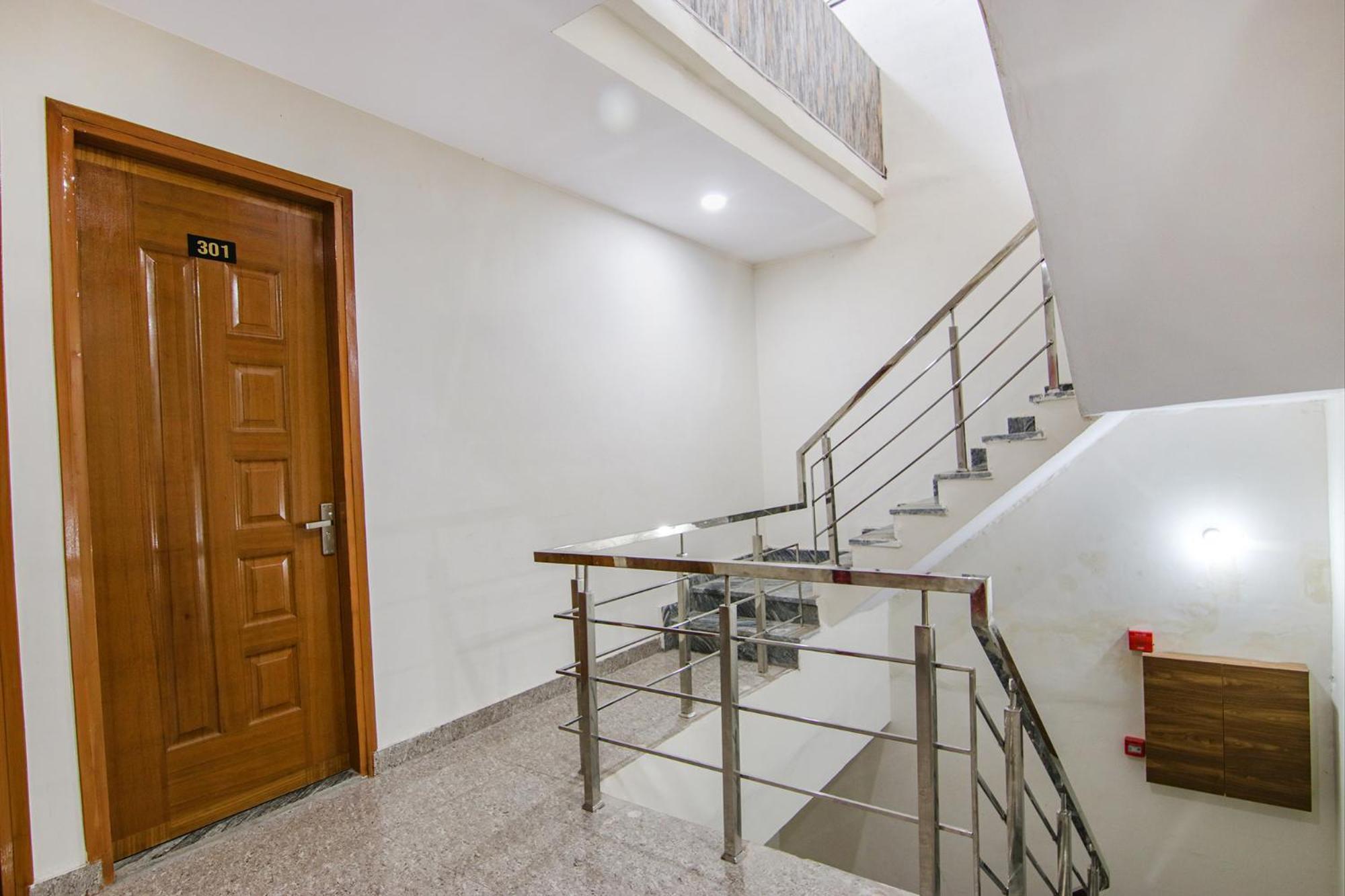 Fabhotel Hc South Crown Mohali Bagian luar foto