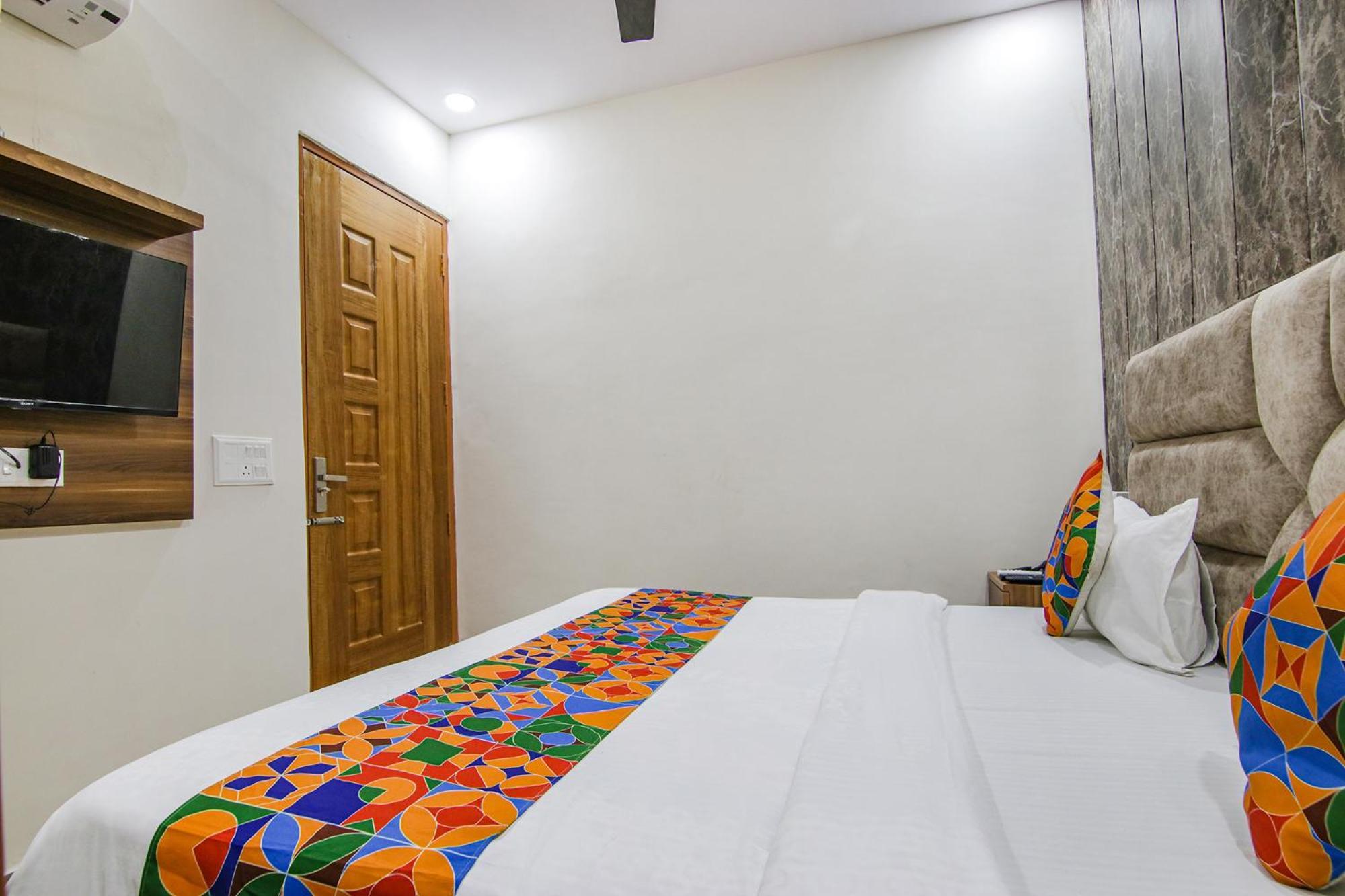 Fabhotel Hc South Crown Mohali Bagian luar foto