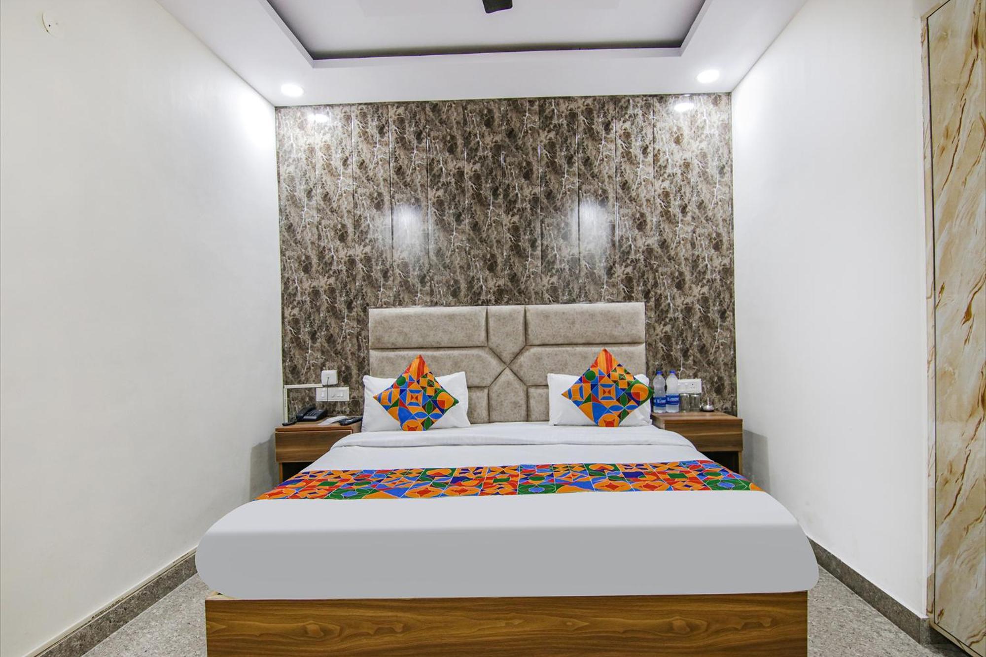 Fabhotel Hc South Crown Mohali Bagian luar foto