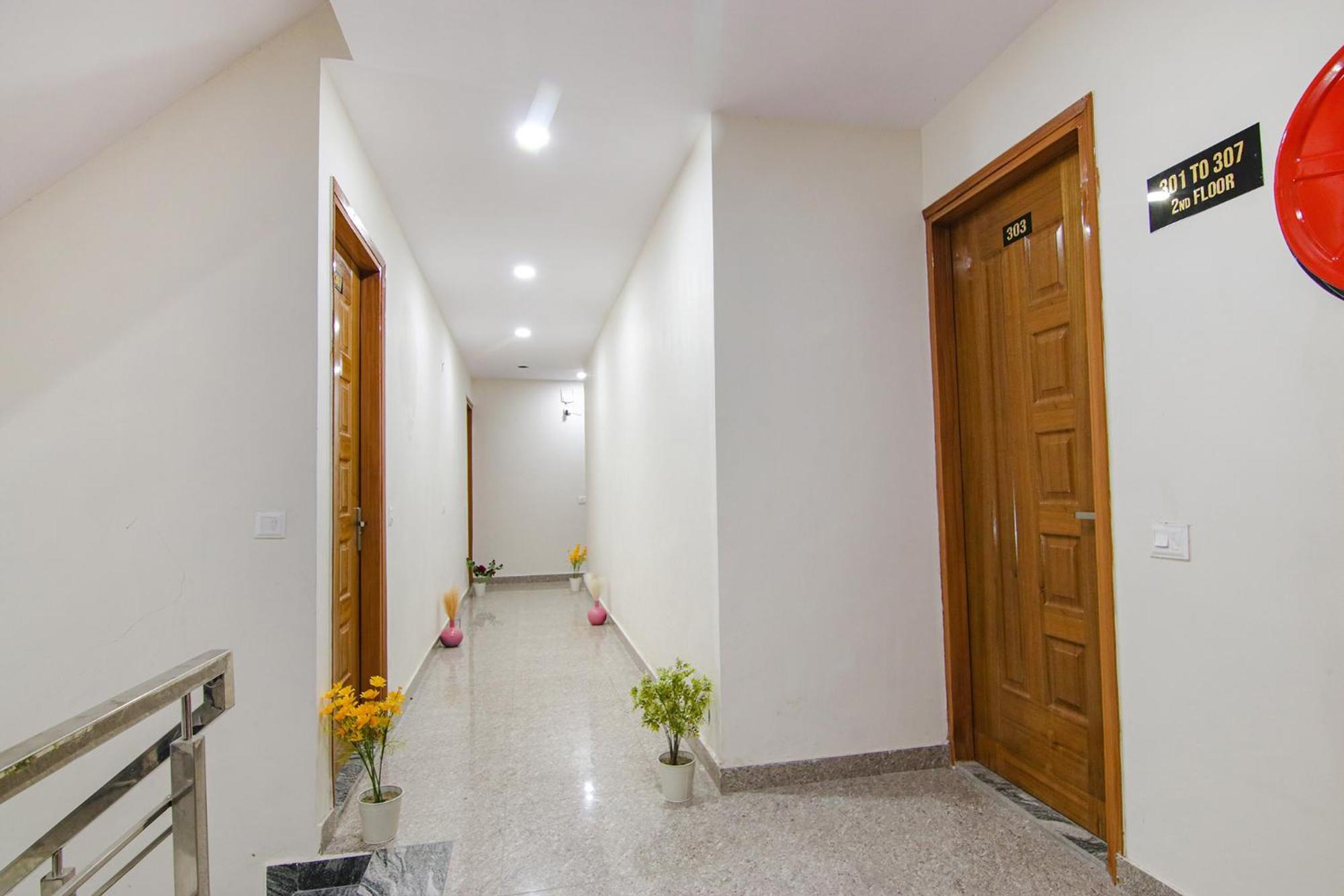 Fabhotel Hc South Crown Mohali Bagian luar foto